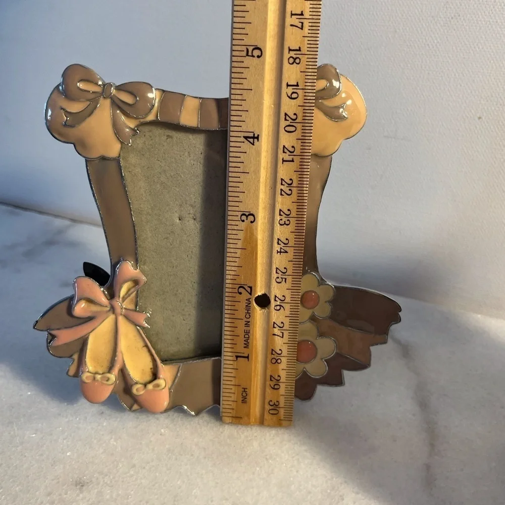 N/A 5”x2 5”